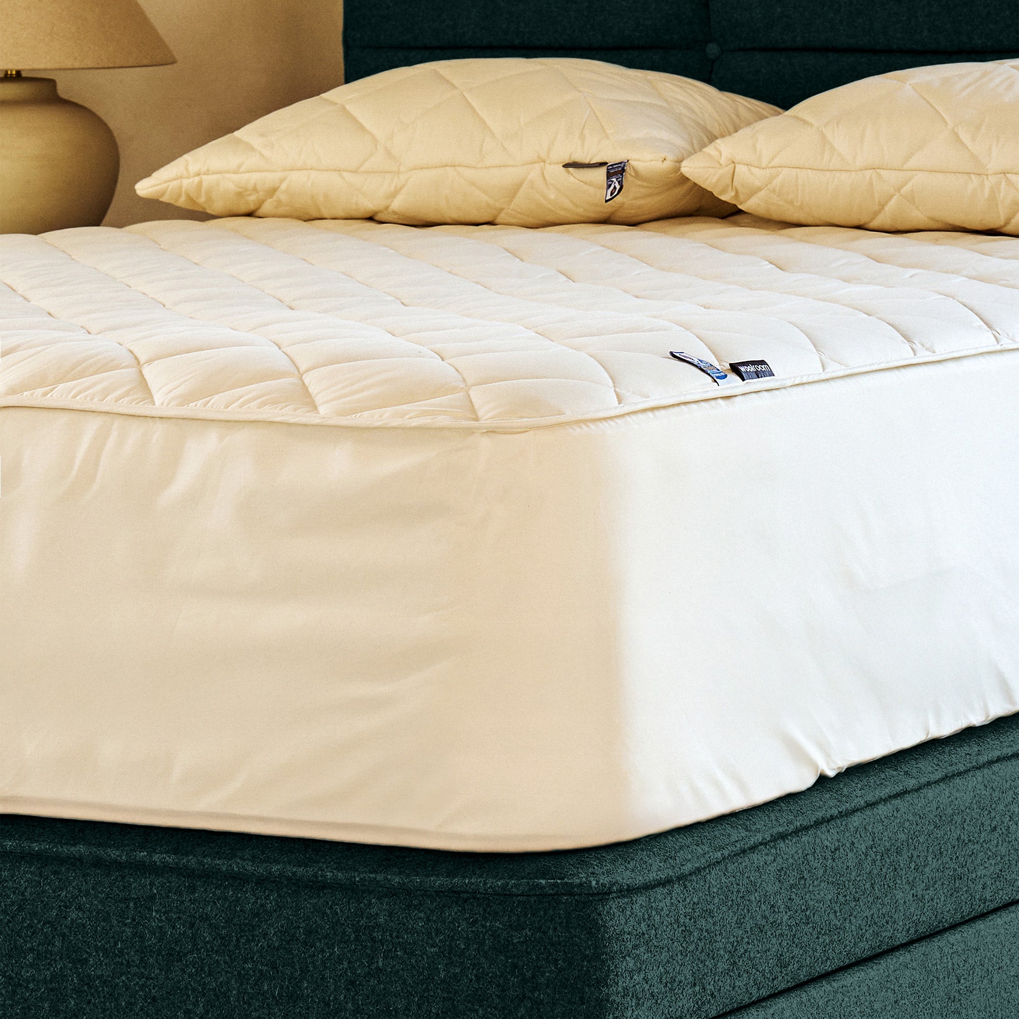 Deluxe Washable Wool Mattress Protector - Extra-Deep Skirt